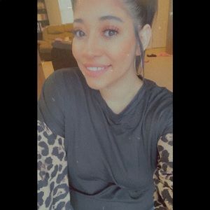 Meet your Posher, Victoria